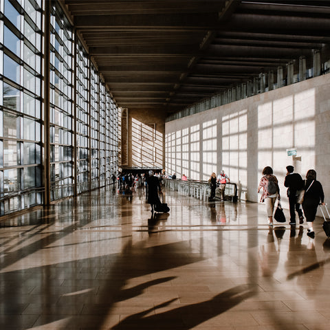 9 Tips For Getting Through The Airport Faster