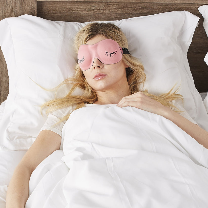 Ultralight Sleep Mask Strawberry Eyelashes